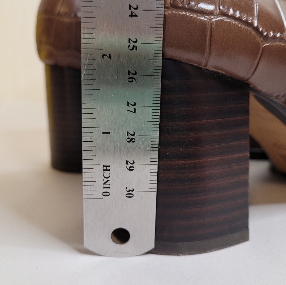 Madewell The Mira Side-Seam Ankle Boot in Croc Embossed Leather Size 10 - Picture 6 of 10